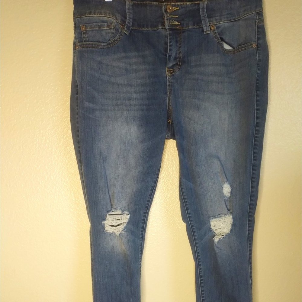 Torrid Lightly Distressed Jeggings